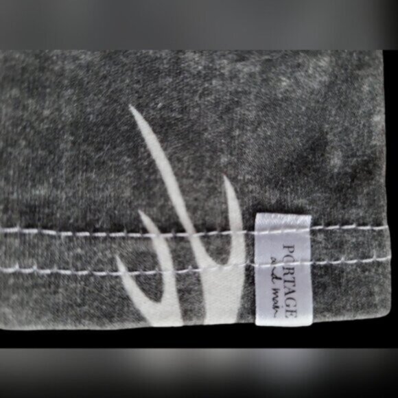 Handmade Antler Pom Pom Beanie Infants Winter Hat animal print - Picture 2 of 5